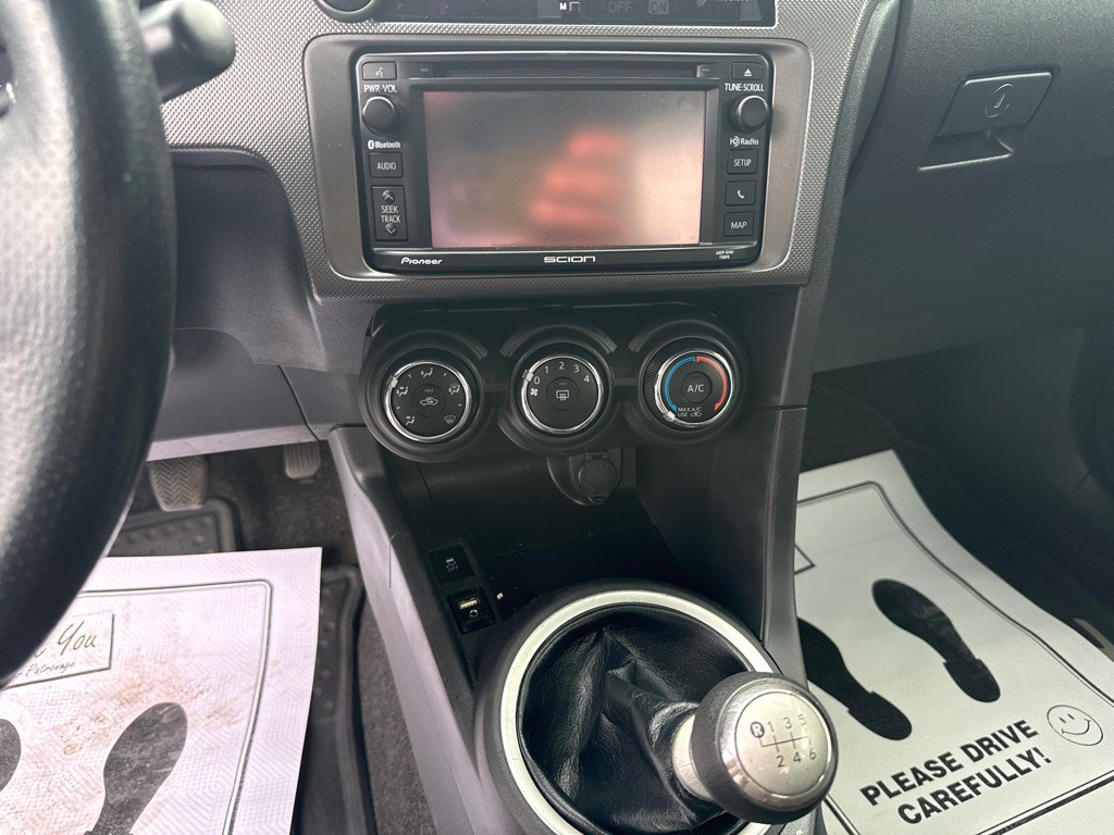 2014 Scion tC Image 12