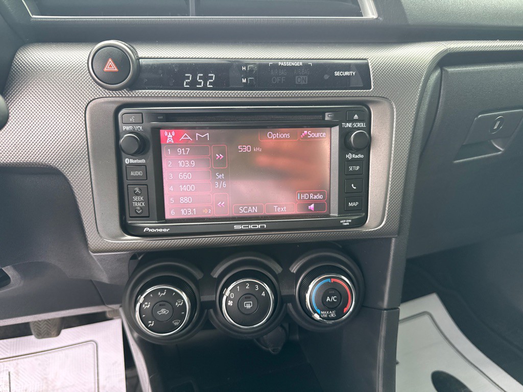 2014 Scion tC Image 15
