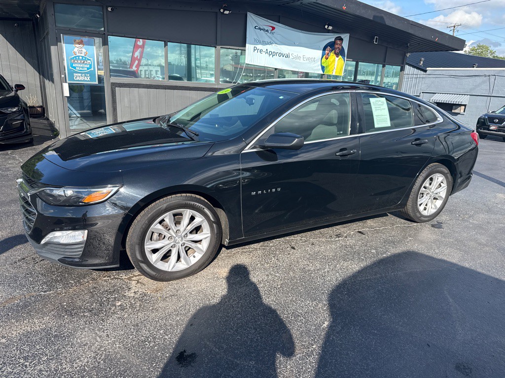 2019 Chevrolet Malibu Image 2