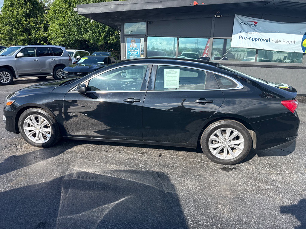 2019 Chevrolet Malibu Image 3
