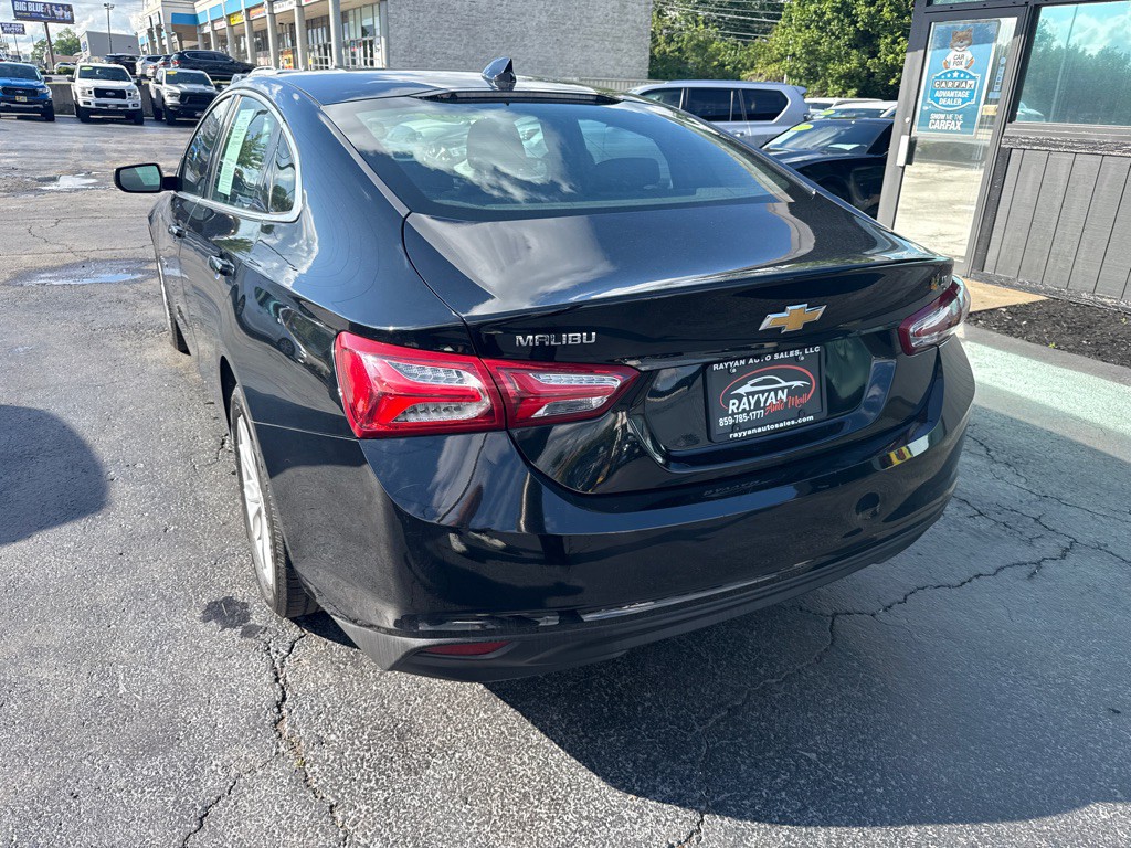 2019 Chevrolet Malibu Image 5