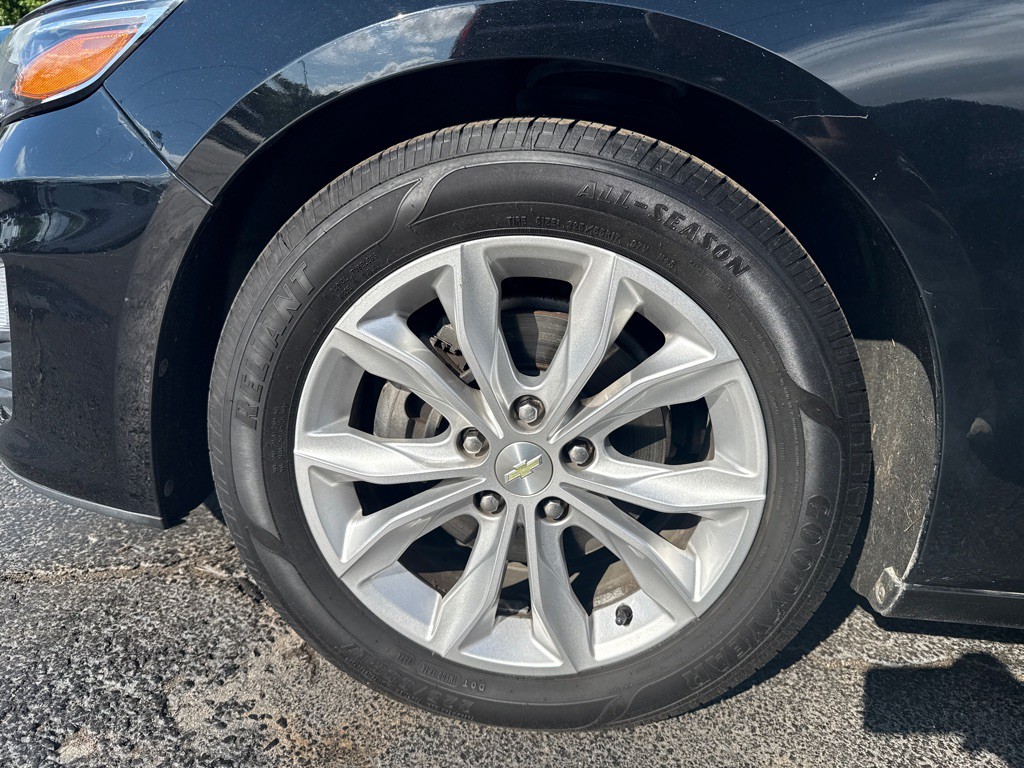 2019 Chevrolet Malibu Image 11