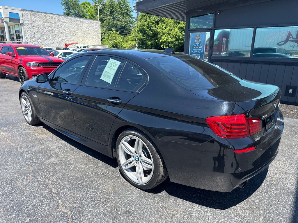 2016 BMW 5 Series Image 3