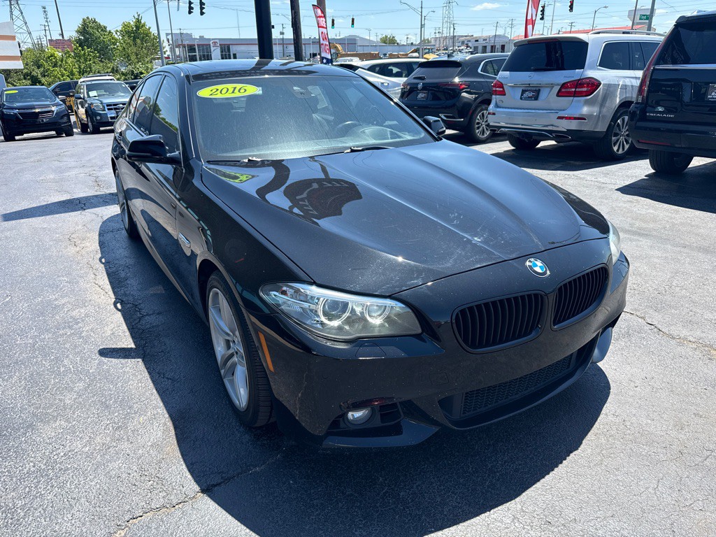 2016 BMW 5 Series Image 7