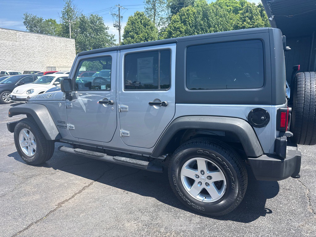 2015 Jeep Wrangler Unlimited Image 4