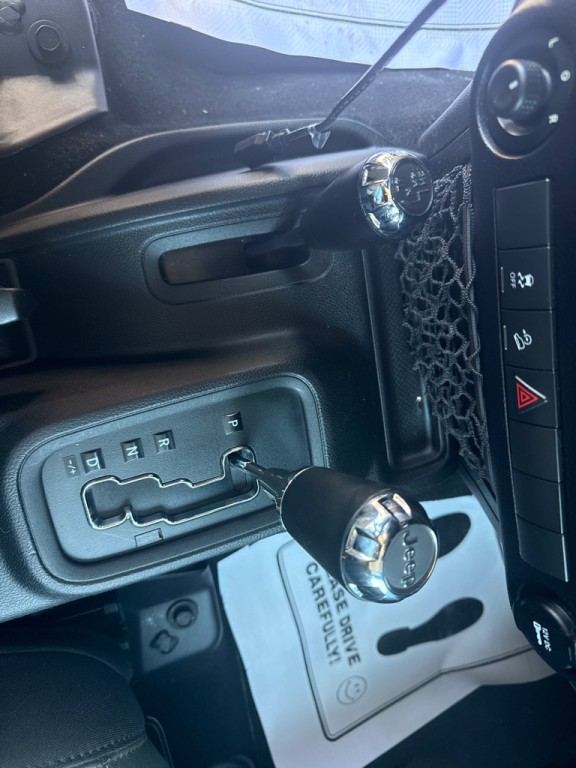 2015 Jeep Wrangler Unlimited Image 17