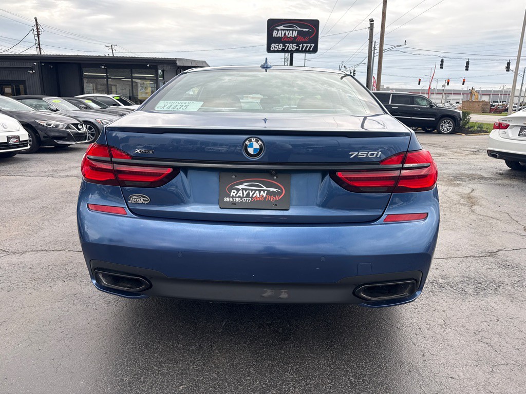 2019 BMW 7 Series Image 5