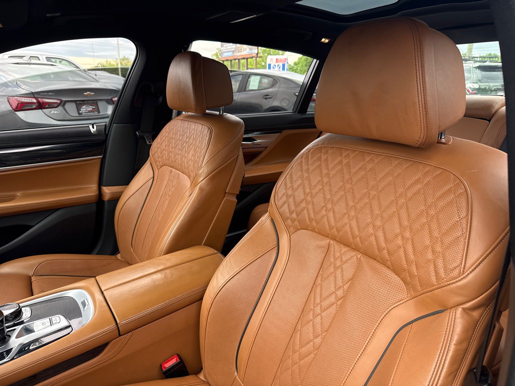 2019 BMW 7 Series Image 14