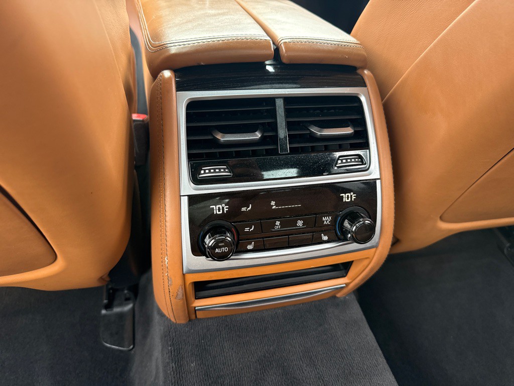 2019 BMW 7 Series Image 19