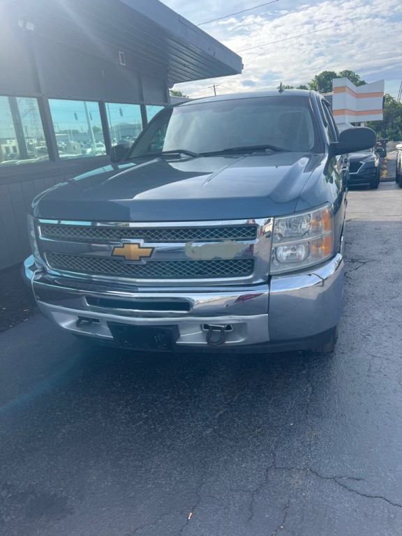 2013 Chevrolet Silverado 1500 Image 2