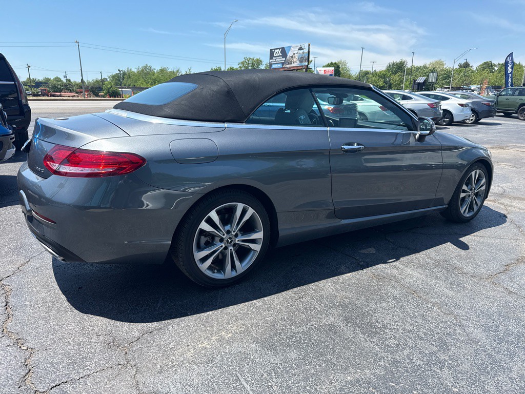 2017 Mercedes-Benz C-Class Image 8