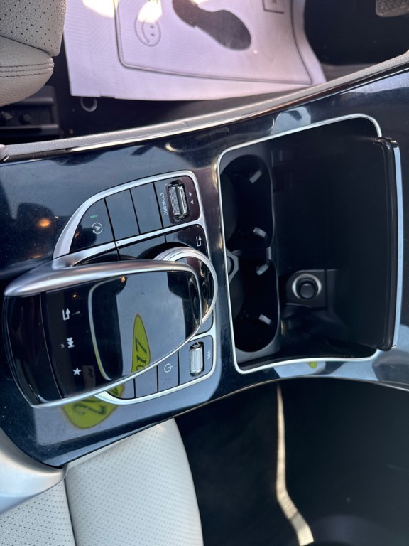 2017 Mercedes-Benz C-Class Image 19
