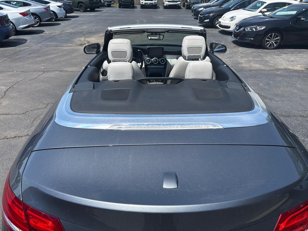 2017 Mercedes-Benz C-Class Image 23