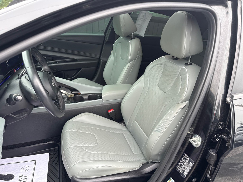 2024 Hyundai Elantra Image 12