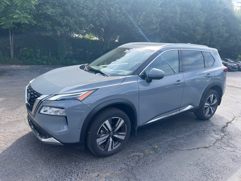 2022 Nissan Rogue Image 2