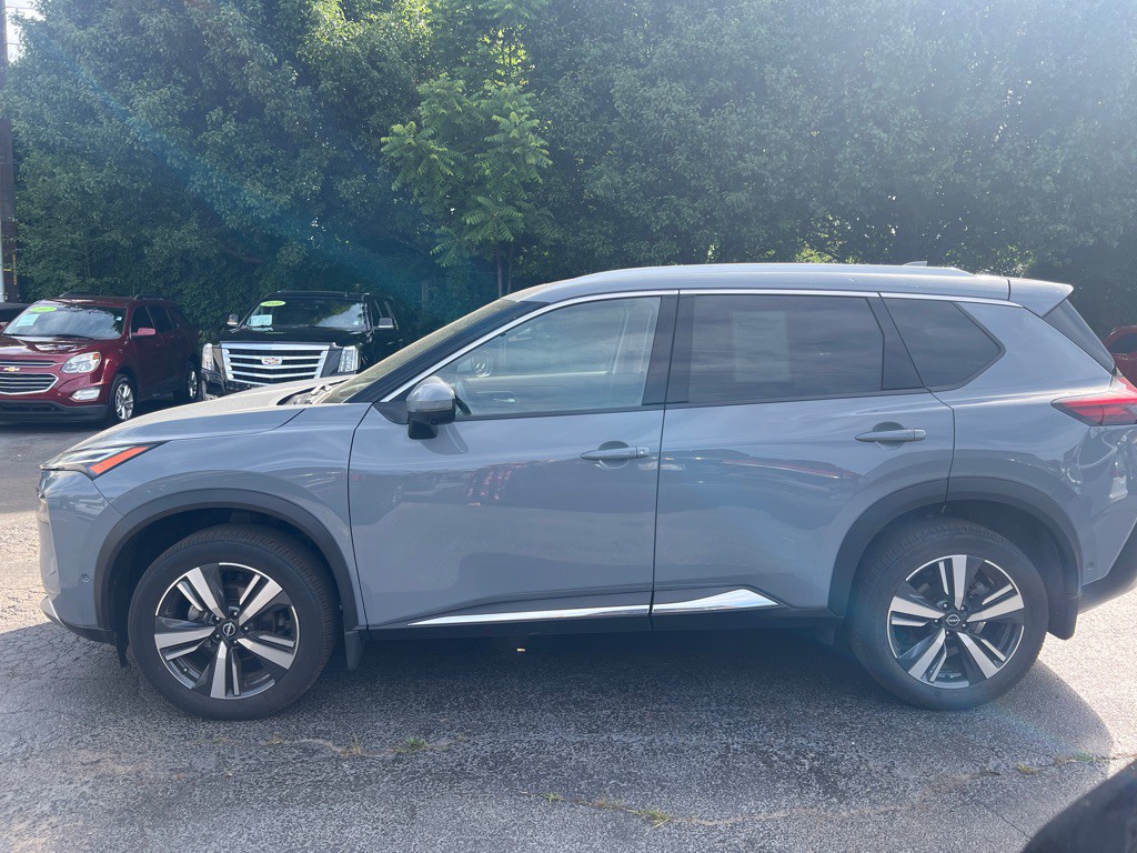 2022 Nissan Rogue Image 3