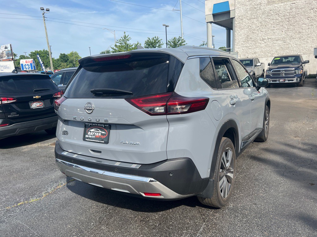 2022 Nissan Rogue Image 8