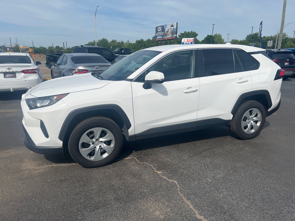 2022 Nissan Rogue Image 28