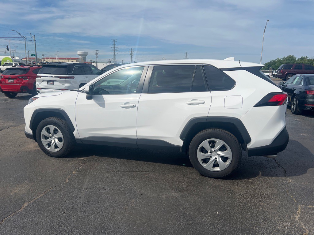 2022 Nissan Rogue Image 30