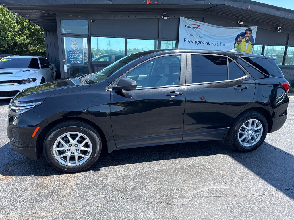 2023 Chevrolet Equinox Image 2