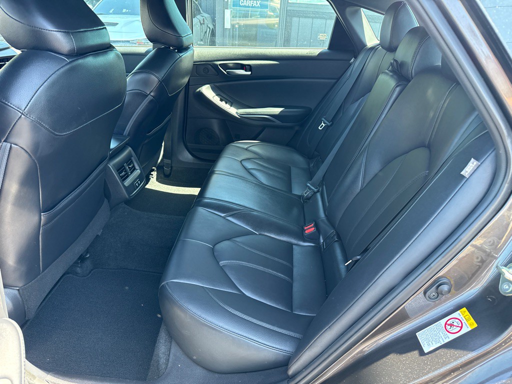 2019 Toyota Avalon Image 13