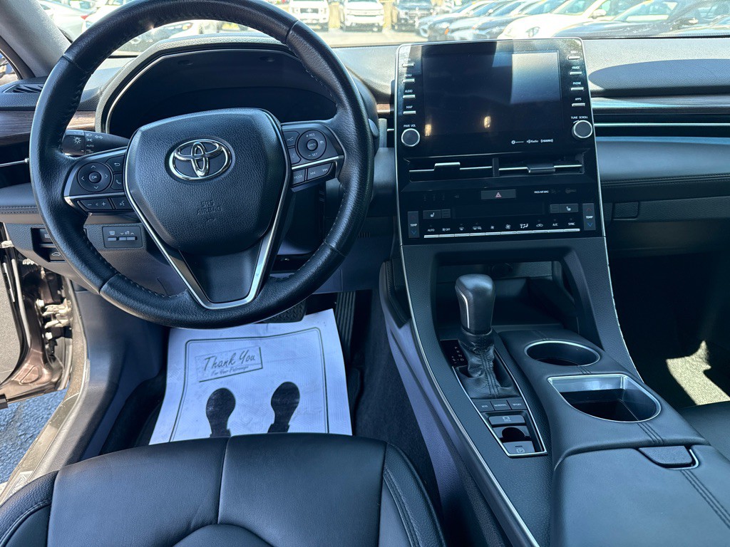 2019 Toyota Avalon Image 15
