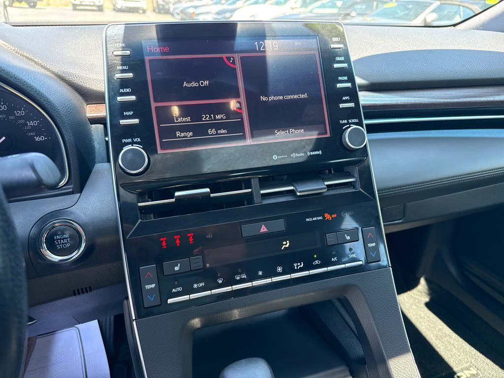 2019 Toyota Avalon Image 19