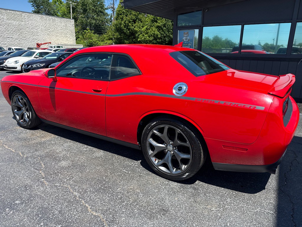 2015 Dodge Challenger Image 3