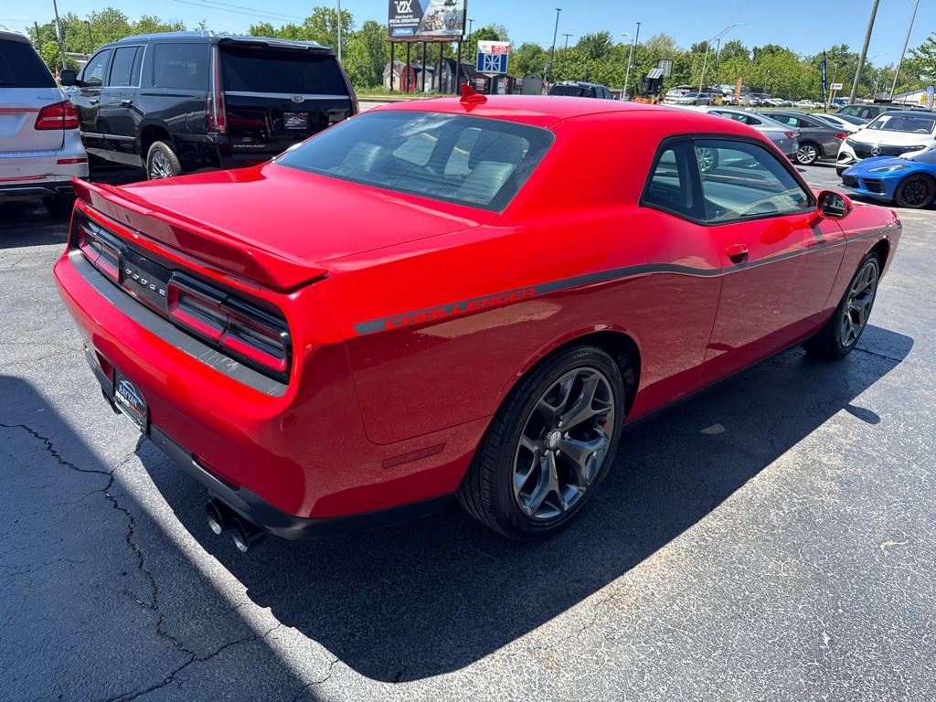 2015 Dodge Challenger Image 6