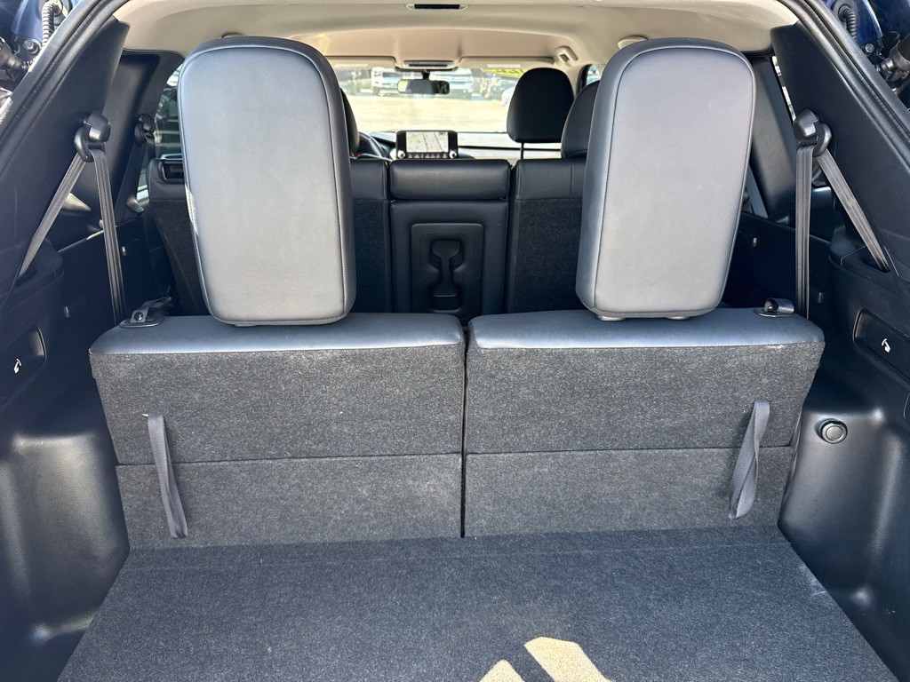 2022 Mitsubishi Outlander Image 17