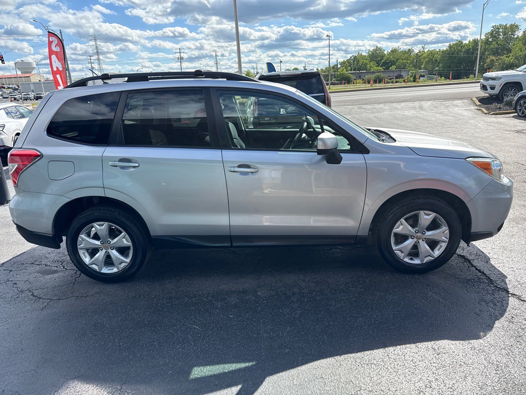 2015 Subaru Forester Image 7