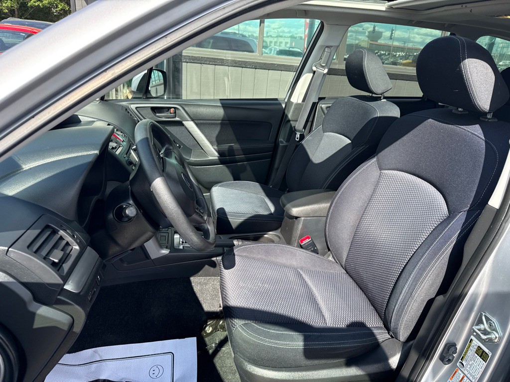 2015 Subaru Forester Image 13