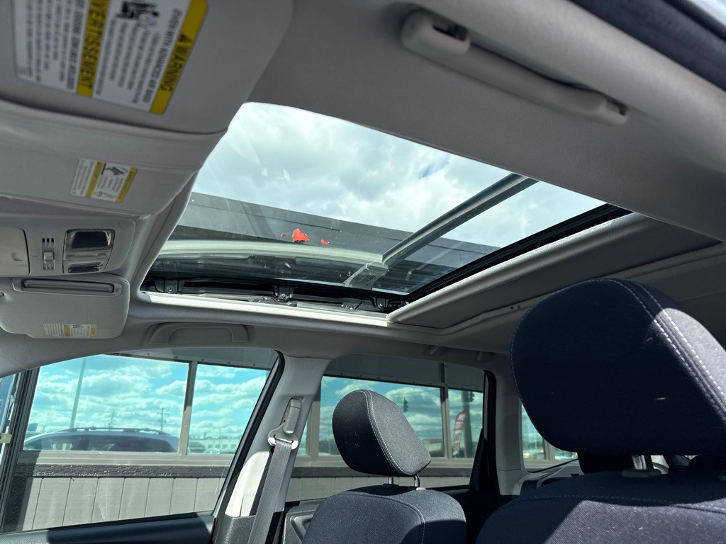 2015 Subaru Forester Image 18
