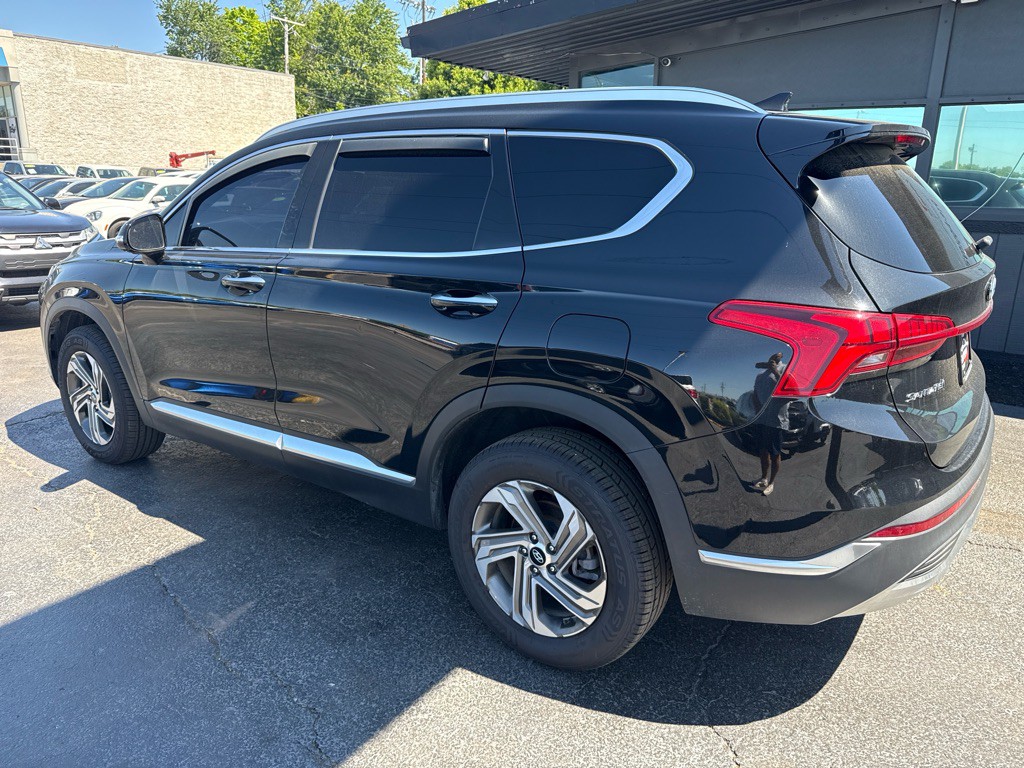 2021 Hyundai Santa Fe Image 3