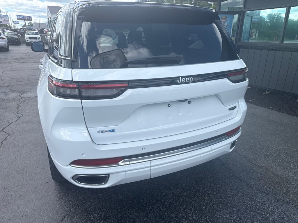2022 Jeep Grand Cherokee Image 5