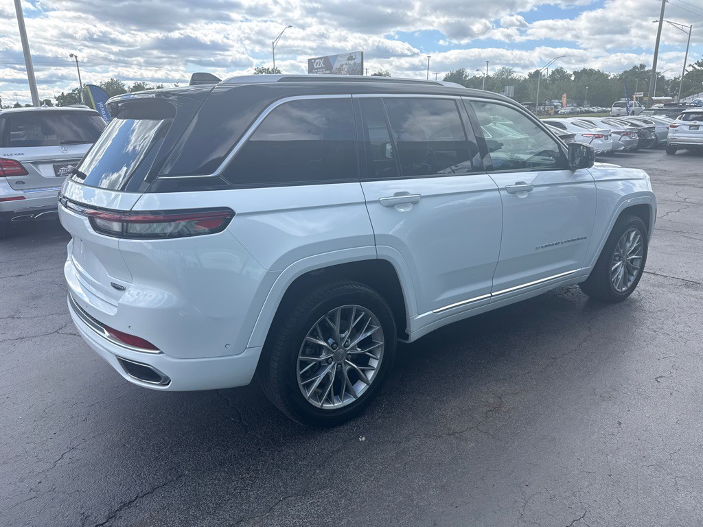 2022 Jeep Grand Cherokee Image 7