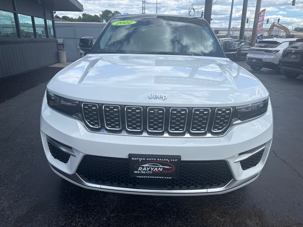 2022 Jeep Grand Cherokee Image 10