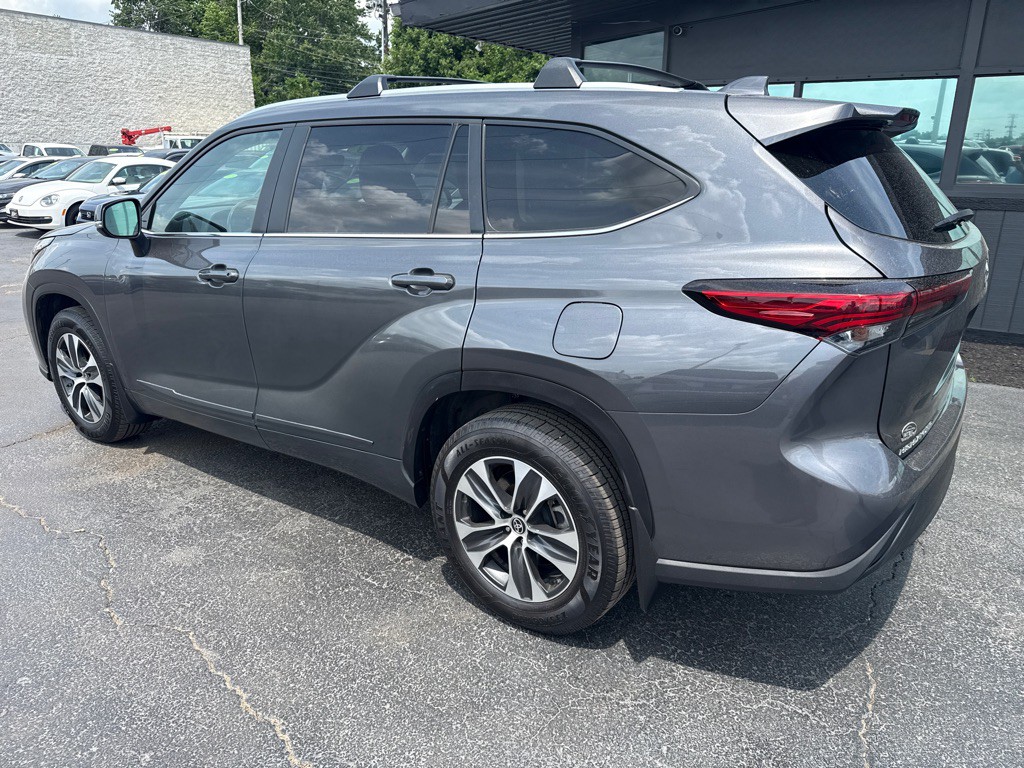 2023 Toyota Highlander Image 4