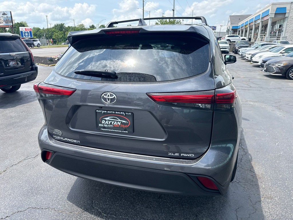 2023 Toyota Highlander Image 6