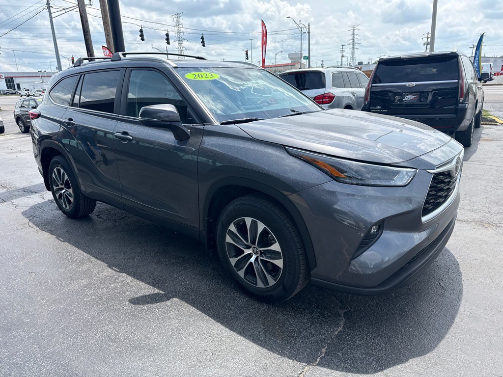 2023 Toyota Highlander Image 8