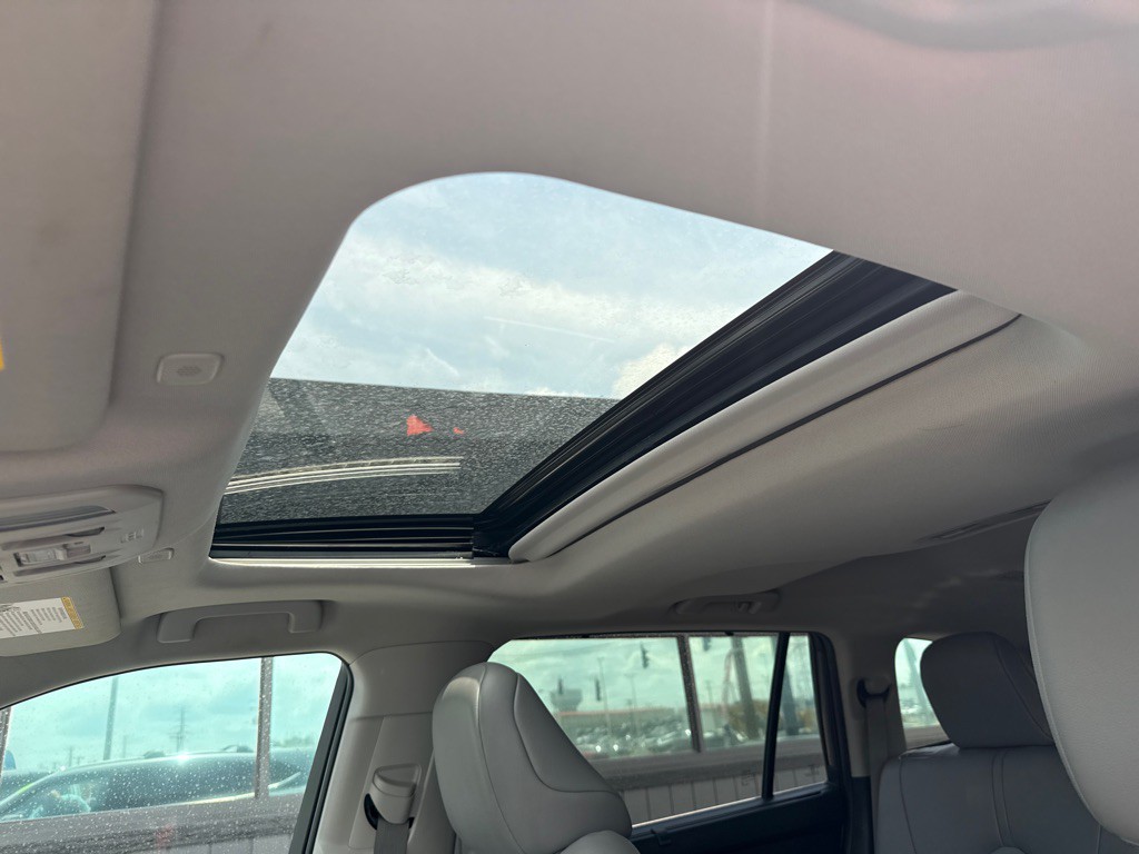 2023 Toyota Highlander Image 26