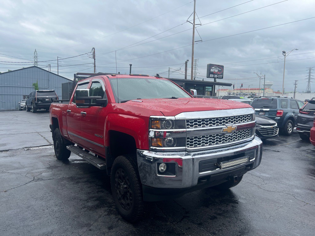 2015 Chevrolet Silverado 1500 Image 2