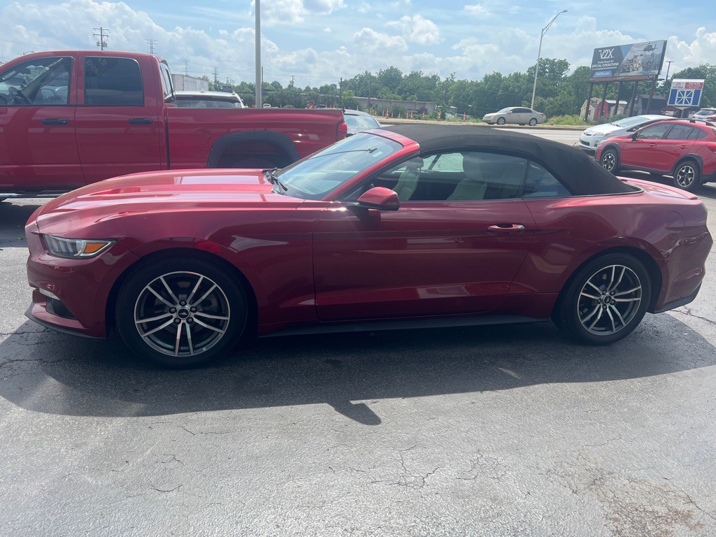 2017 Ford Mustang Image 9