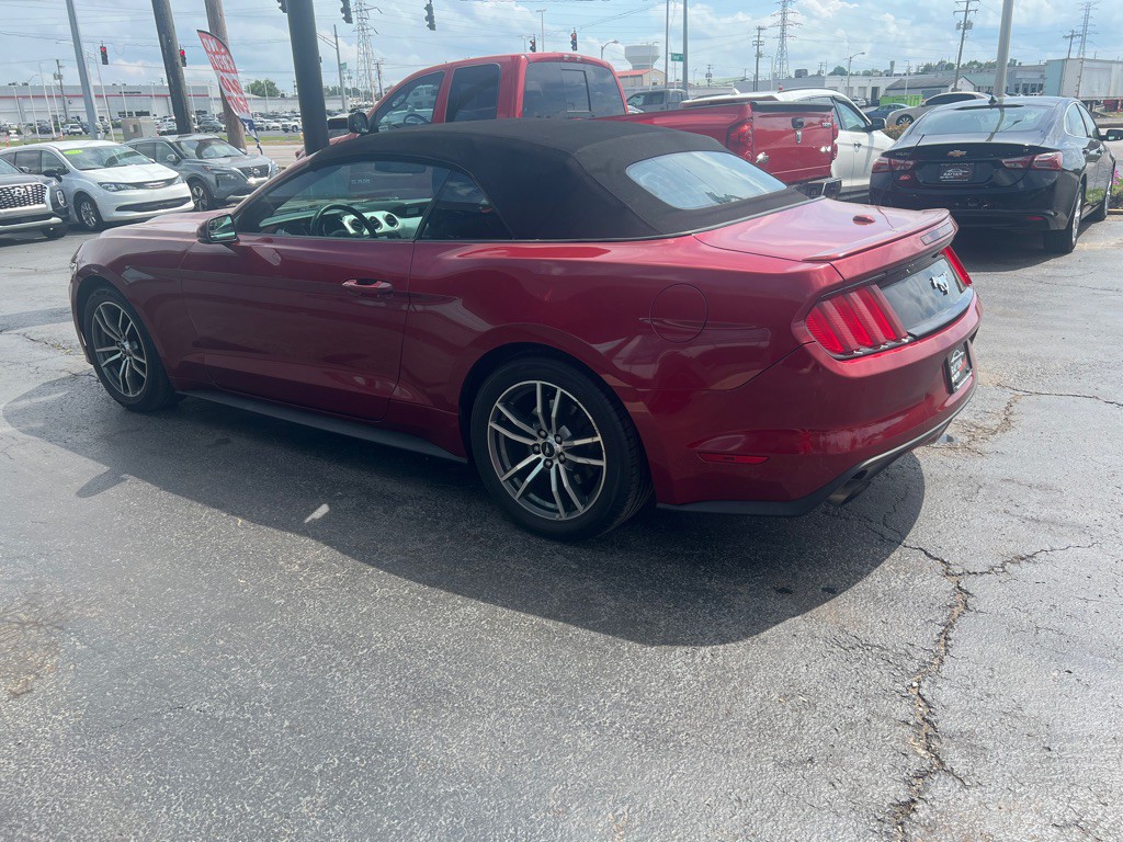 2017 Ford Mustang Image 12