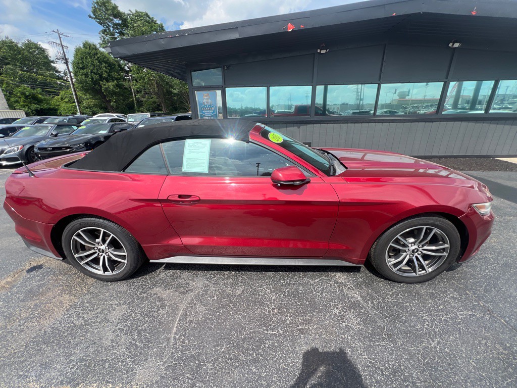 2017 Ford Mustang Image 20