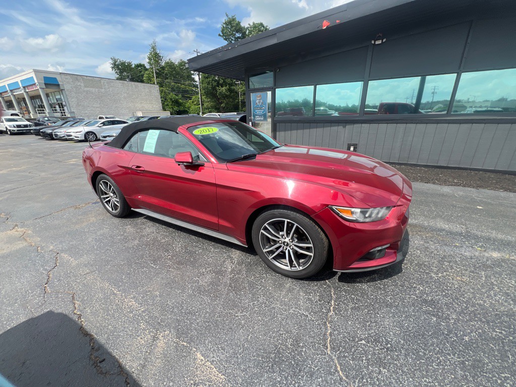 2017 Ford Mustang Image 21