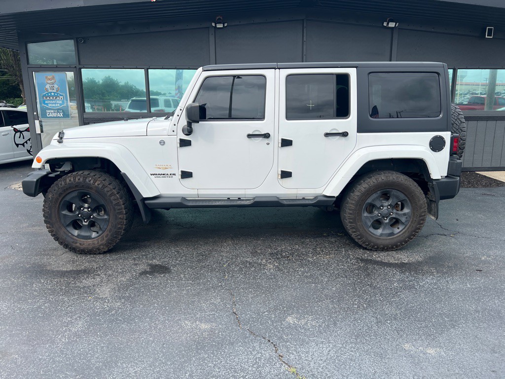 2013 Jeep Wrangler Image 8