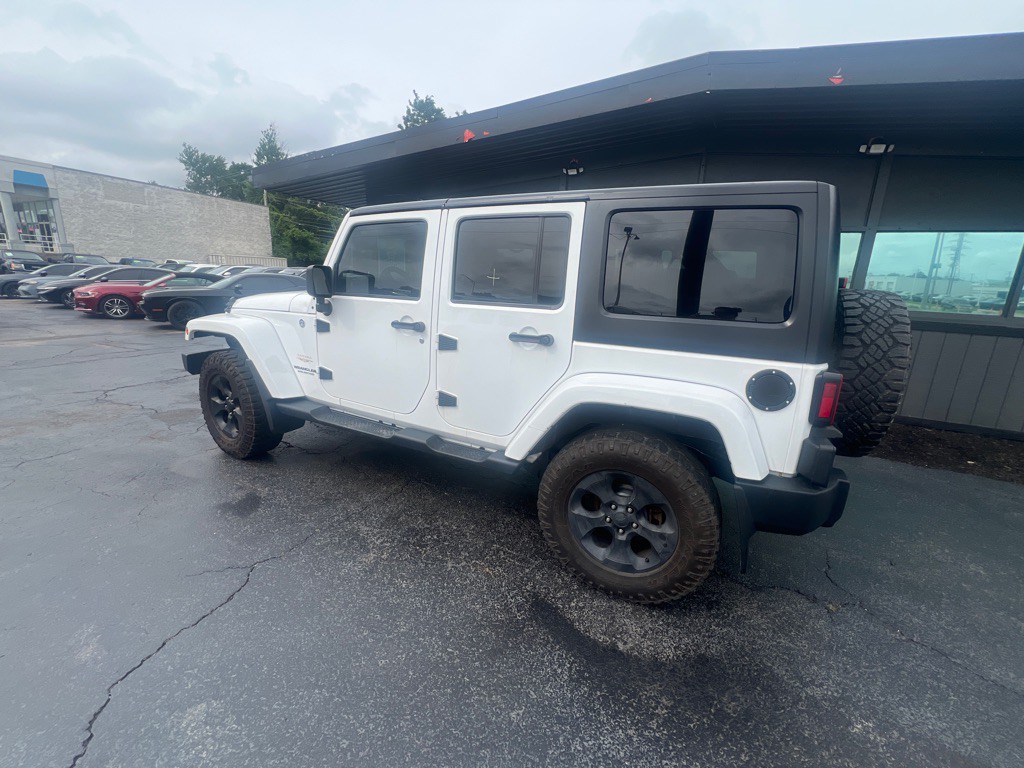 2013 Jeep Wrangler Image 9