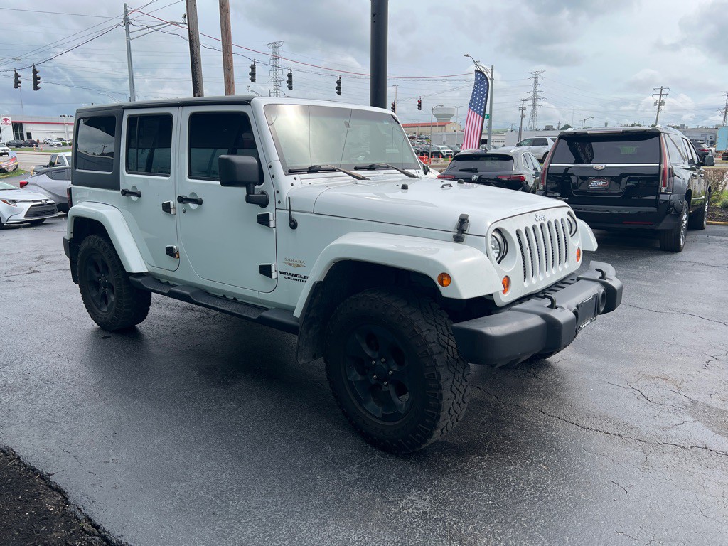 2013 Jeep Wrangler Image 2