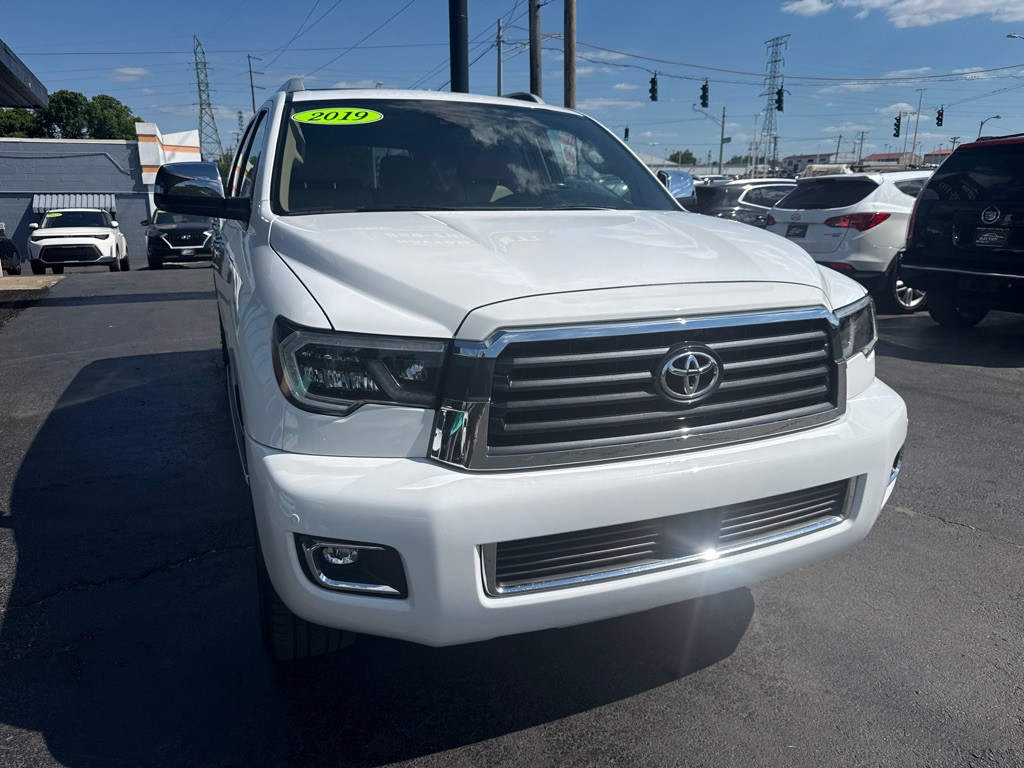 2019 Toyota Sequoia Image 8